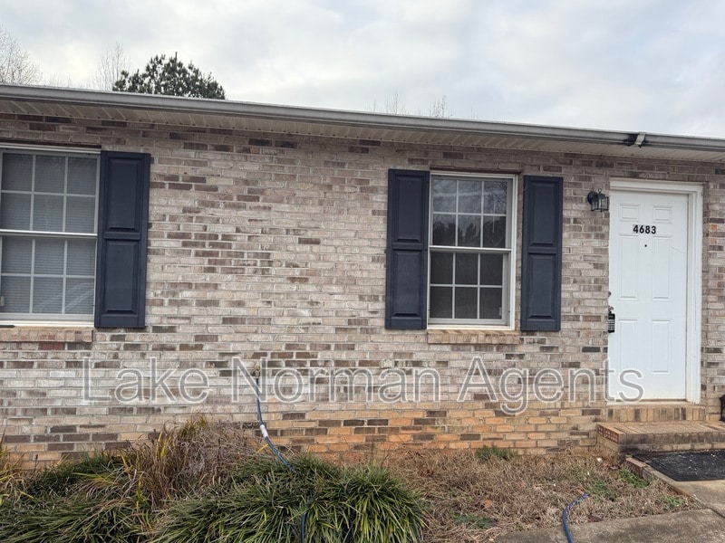 Foto principal - 4683 Grassy Creek Rd