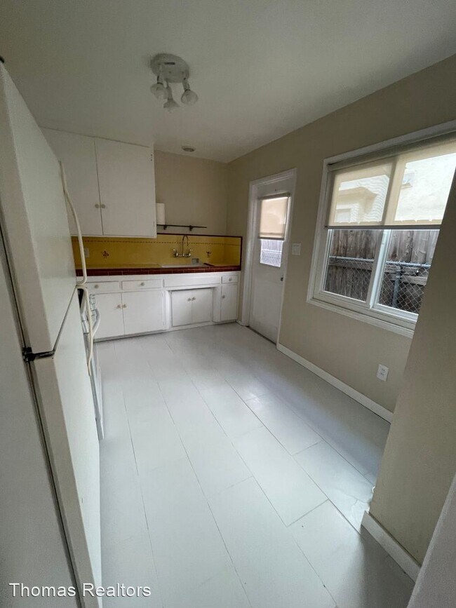 Building Photo - 1 br, 1 bath House - 6746 Mohawk St