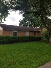 Building Photo - 18103 Autumn Hills Dr
