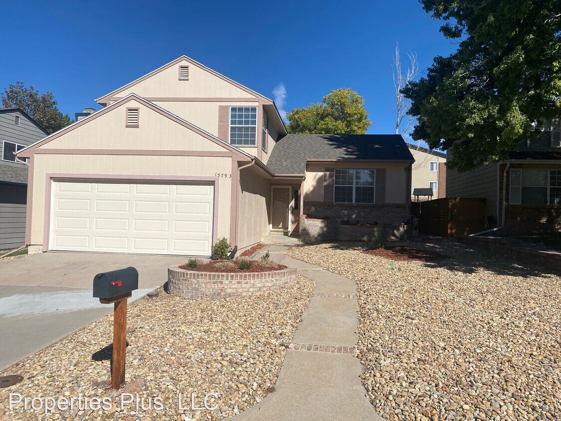 15793 E Custer Dr, Aurora, CO 80017 House Rental in Aurora, CO