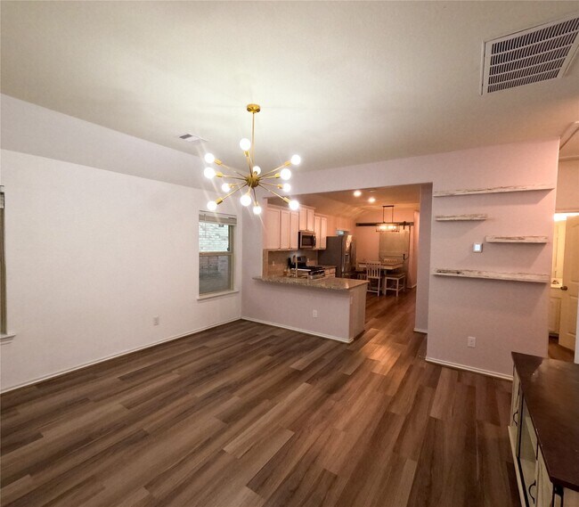 Foto del edificio - 5515 Savanna Pasture Rd