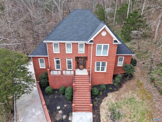 Foto del edificio - 1319 Chesterfield Rd SE
