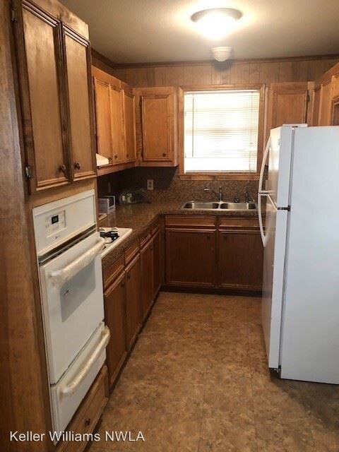 Building Photo - 3 br, 1 bath House - 3716 Glencrest