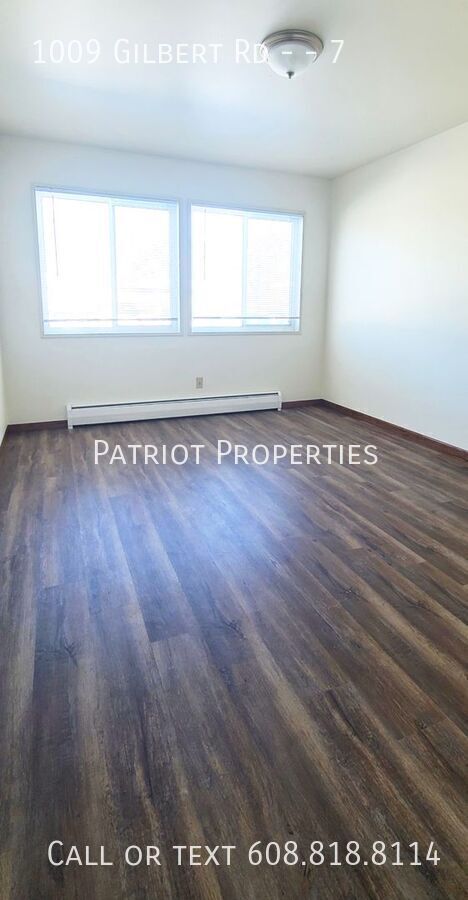 Foto del edificio - 1009 Gilbert Rd