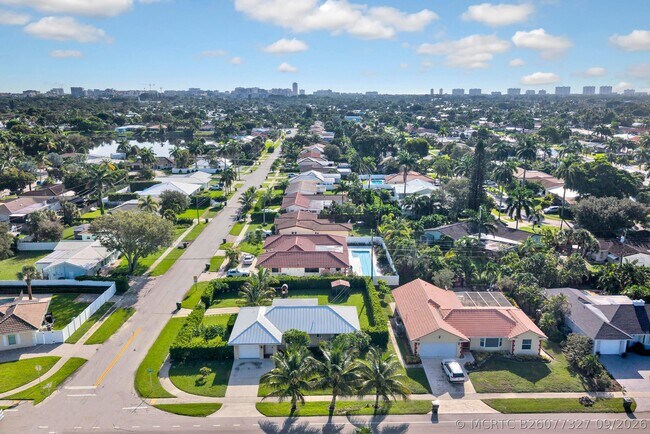 Foto del edificio - 1100 SW 12th Ave