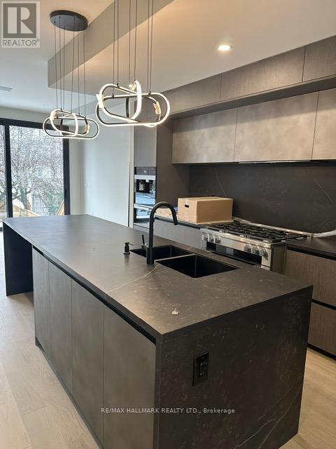 Building Photo - 369 Millwood Rd