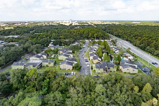 13401 N 50th St Tampa, FL - Urban Place Apartments