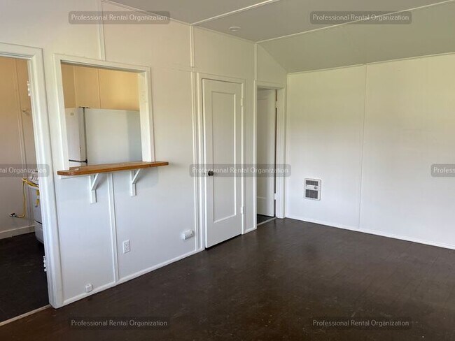 Building Photo - Historic Mare Island Studio ....... a blas...