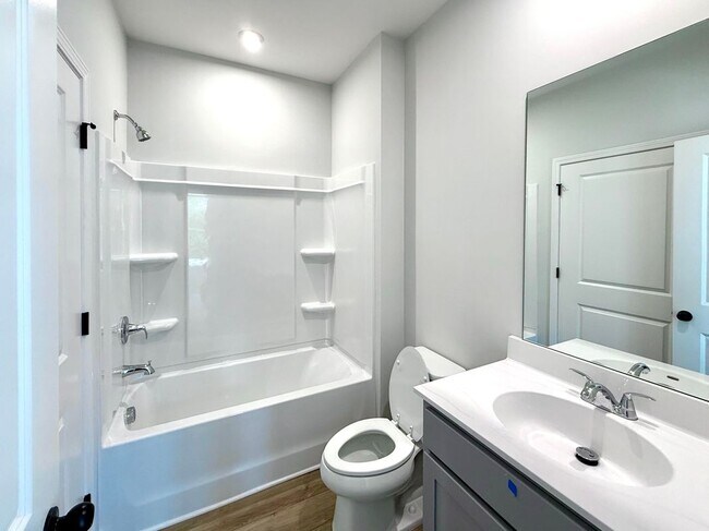 Foto del edificio - 1721 Jordan Brook Dr