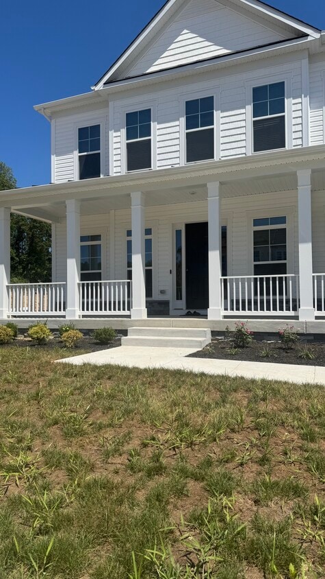 Foto principal - 402 Meadow Creek Dr