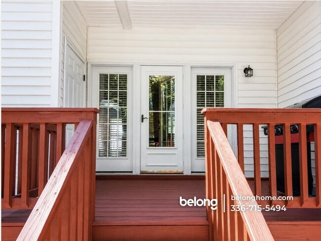 Building Photo - 2210 Trailwood Valley Cir