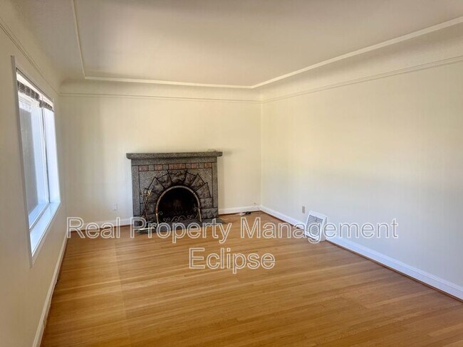 Foto del edificio - 843 NW 63rd St