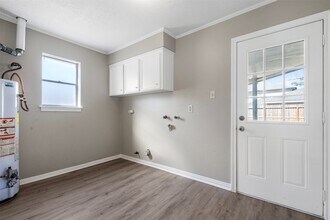 Building Photo - 4106 Cypress Hill Dr