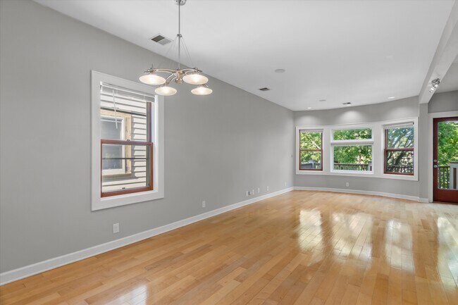 Foto del edificio - 1827 N 1st St