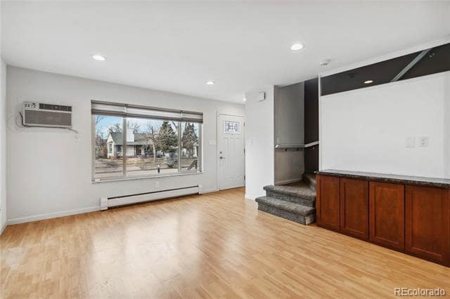 Building Photo - 1442 S Logan St