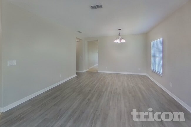 Foto del edificio - 3720 Briarwood Estates Cir