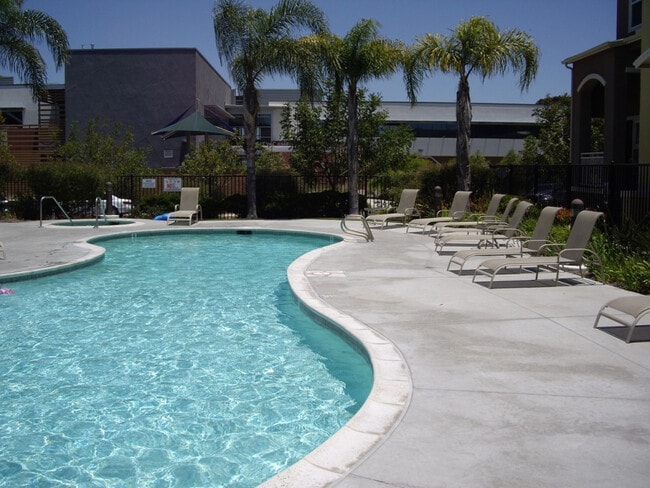 Building Photo - 3546 Sandcastle Ln