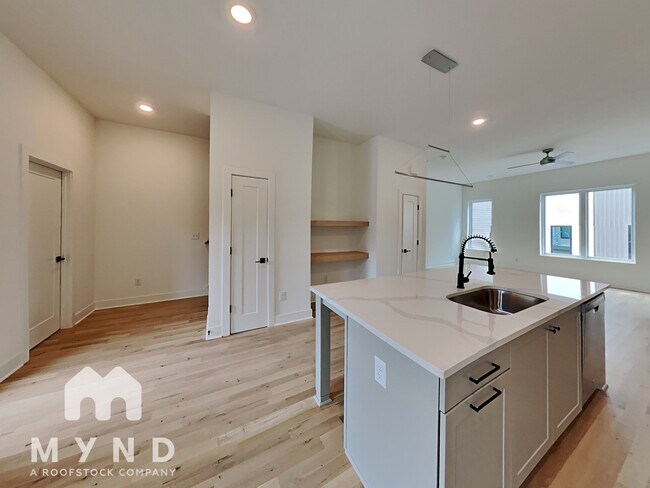 Foto del edificio - 1548 Millwood Pl