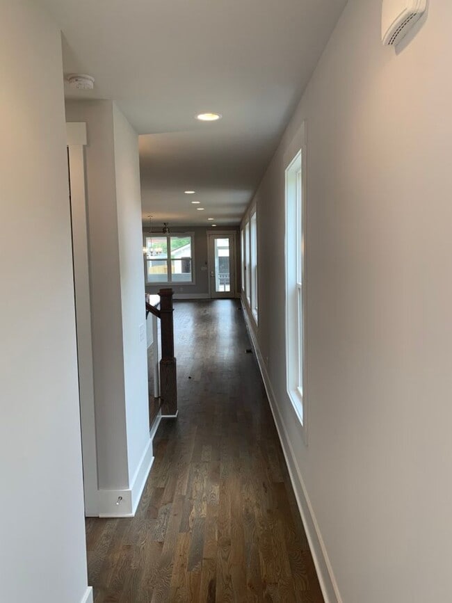 Building Photo - Improved Price! $1500 off with December mo...