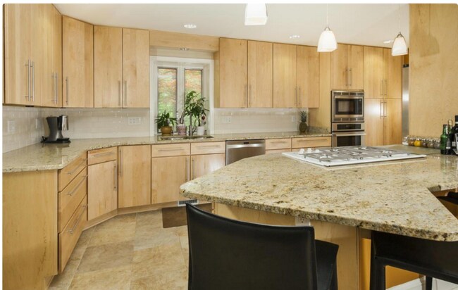 Building Photo - 3405 Fiddlers Green