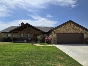Building Photo - 3250 Springfield Rd