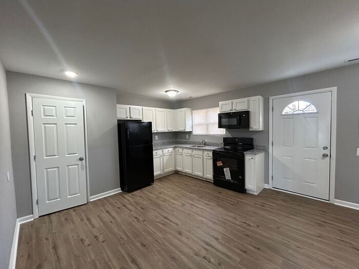 Foto principal - 3 Bedroom Semidetached