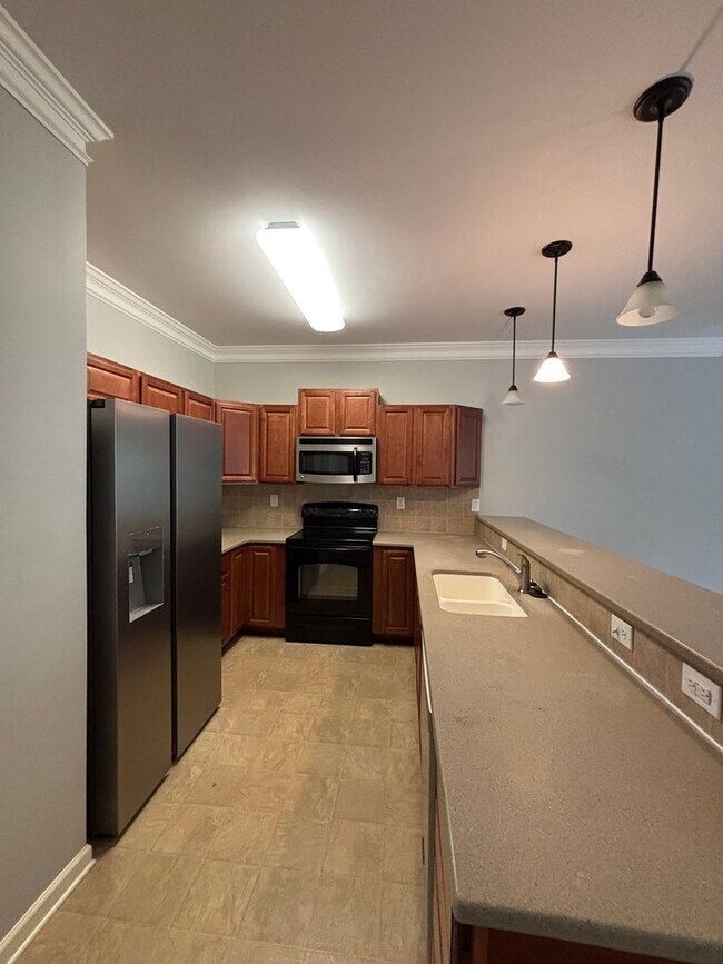 Foto del edificio - Charming Townhome in Clemmons