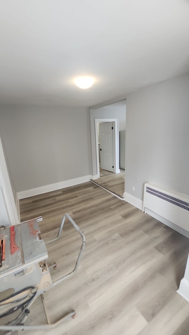 Building Photo - 48 Queen St