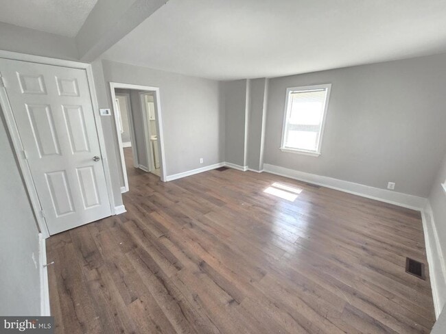 Foto del edificio - 5413 Belle Vista Ave
