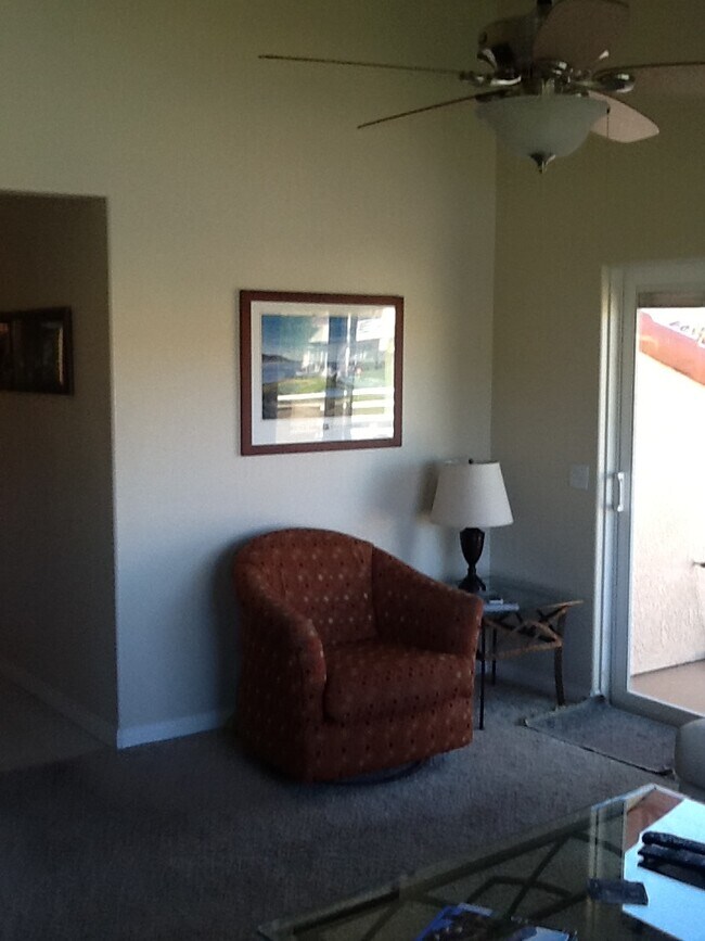 Building Photo - 78461 Magenta Dr