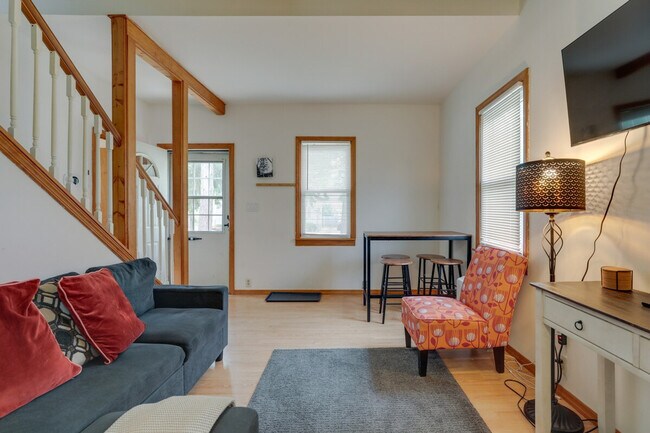 Foto del edificio - 16 S Hudson St