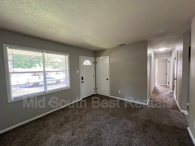 Building Photo - 975 Norfleet Ave