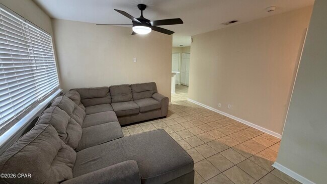 Foto del edificio - 1811 Chestnut Ave