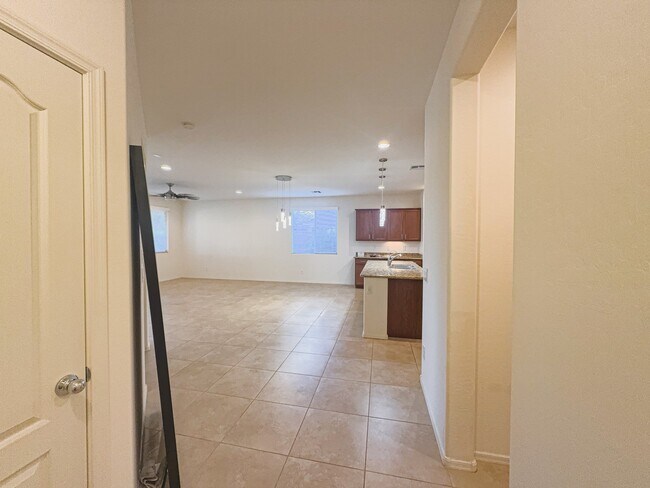 Foto del edificio - 21005 E Pecan Ln