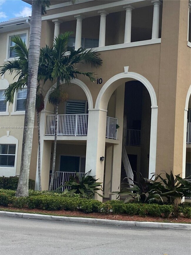Foto del edificio - 8800 NW 107 Ct