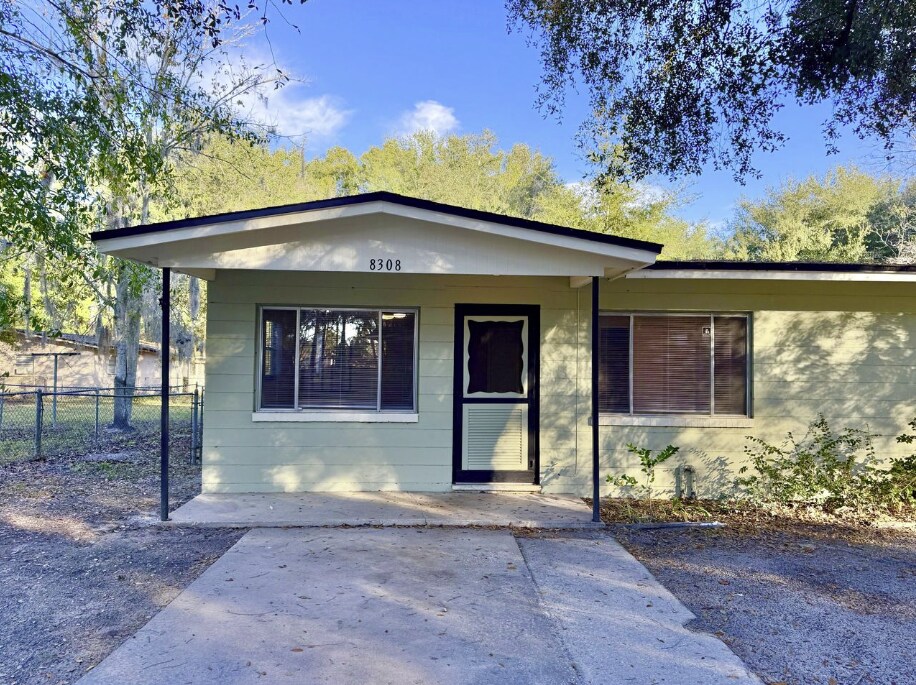 Primary Photo - 8308 Doloma Ct