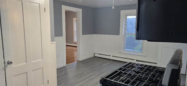 Building Photo - 138 Camden St