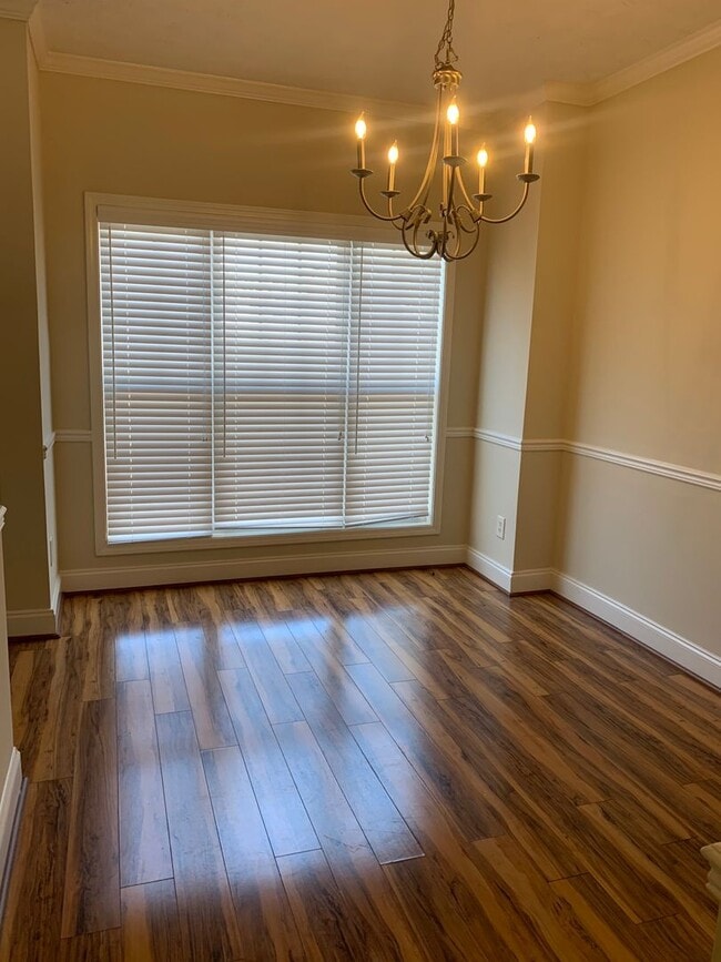 Building Photo - Condo- Townhouse in lake oconee area. Swimming pool, Tennis courts.