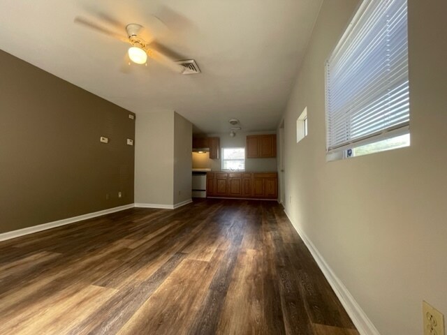 Foto del edificio - 207 Robbie Ln