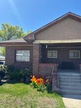 Building Photo - 28 E 200 S