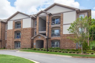 One White Oak Apartments photo'