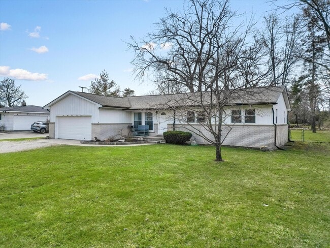 Building Photo - 48737 Dequindre Rd