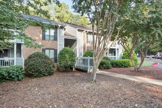 Building Photo - 527 Warm Springs Cir