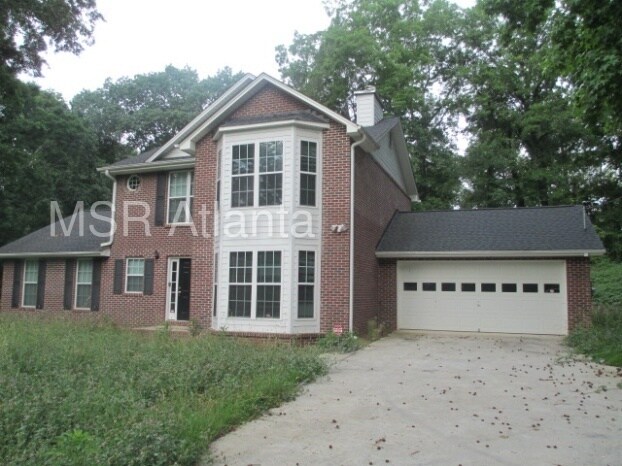 Building Photo - 6455 Thompson Dr