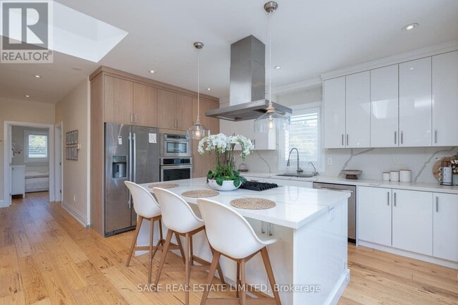 Photo du bâtiment - 15724 Hurontario St