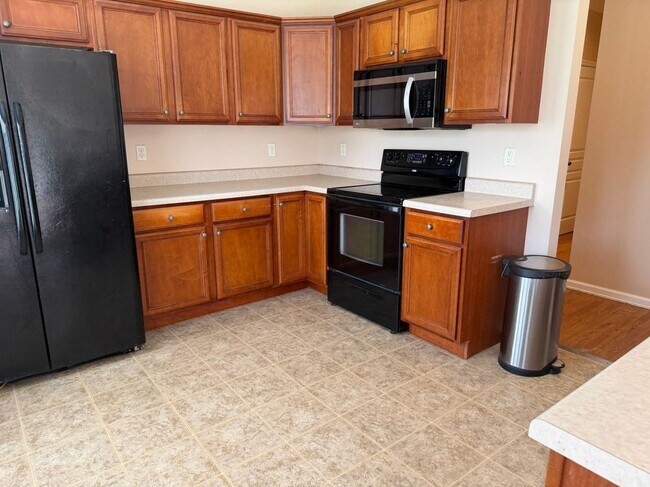 Building Photo - 1508 Cutters Run Ln