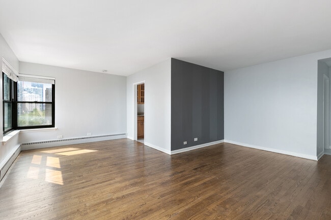 Foto del edificio - 5858 N Sheridan Rd