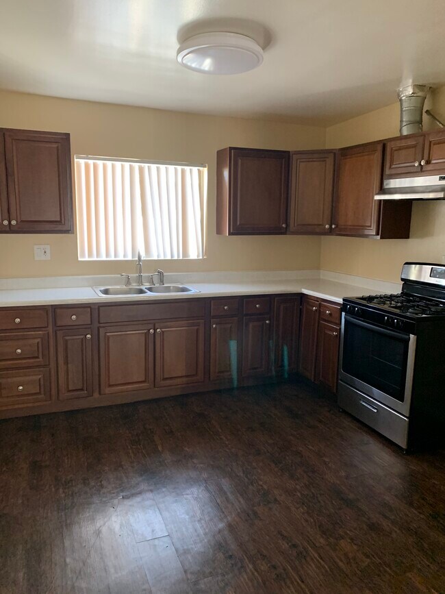 Large kitchen with tons of storage space - 2816 W 182nd St