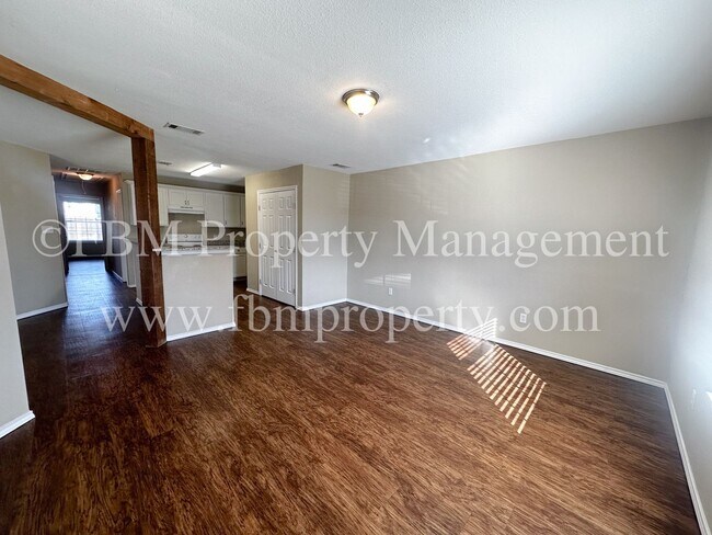 Foto del edificio - 200-202 West Lamar St