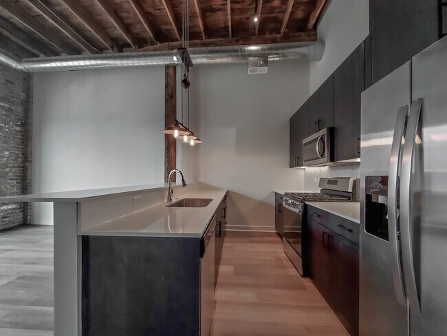 Foto del edificio - 818 N Wolcott Ave